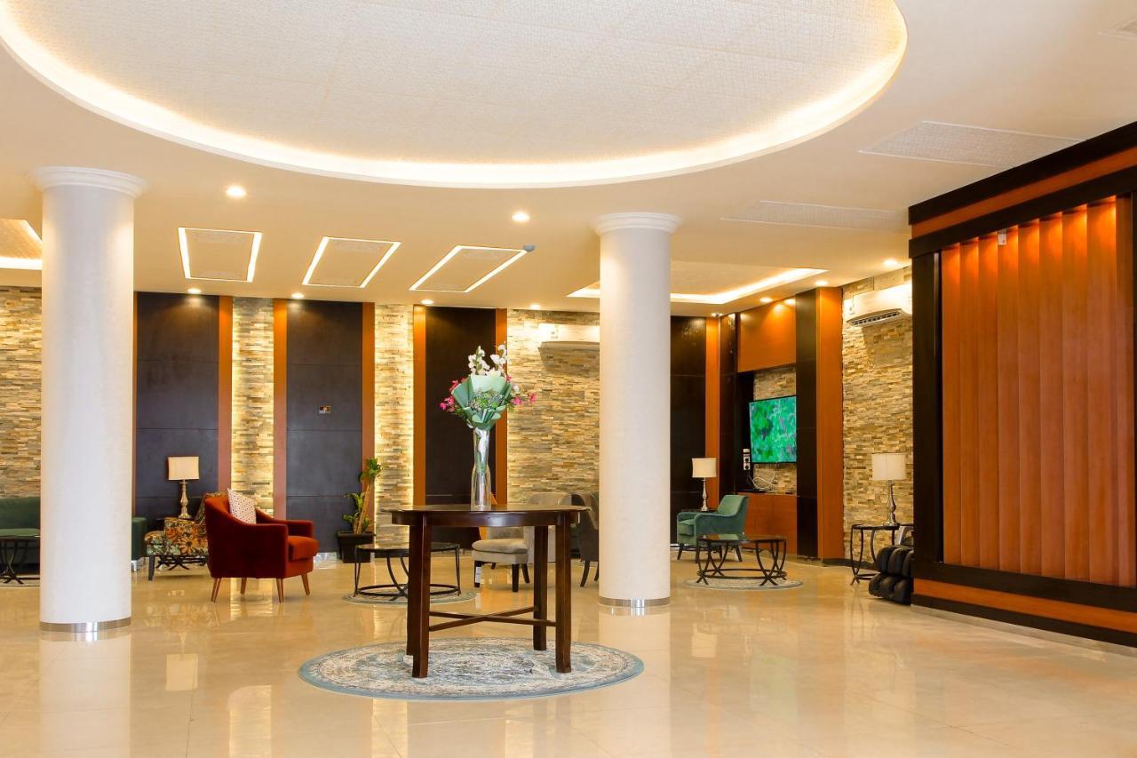 Areen Aparthotel Ar Riyad Esterno foto
